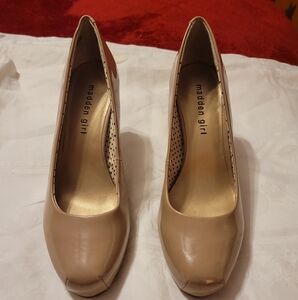 Madden girl pumps womens size 8